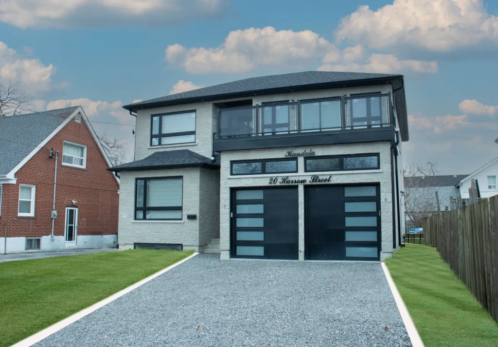 Harrow Street custom home in Mississauga by GrandBuild Homes